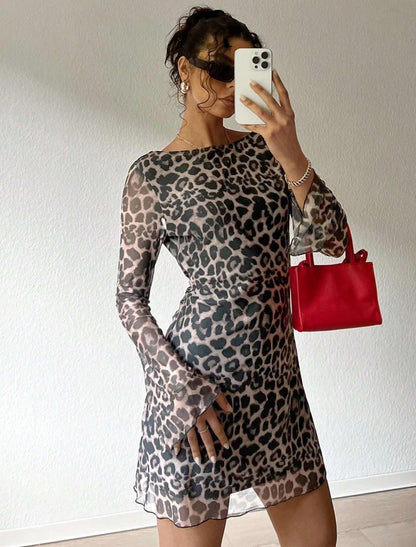 Kendall | Leopar Desenli U Yaka Sırtı Açık Mini Elbise
