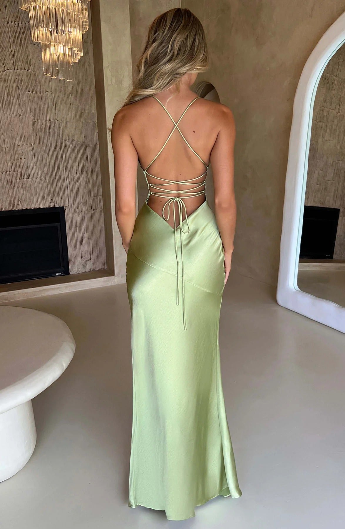Adriana | Kolsuz, Yırtmaçlı İpek Maxi Düğün Davet Elbisesi