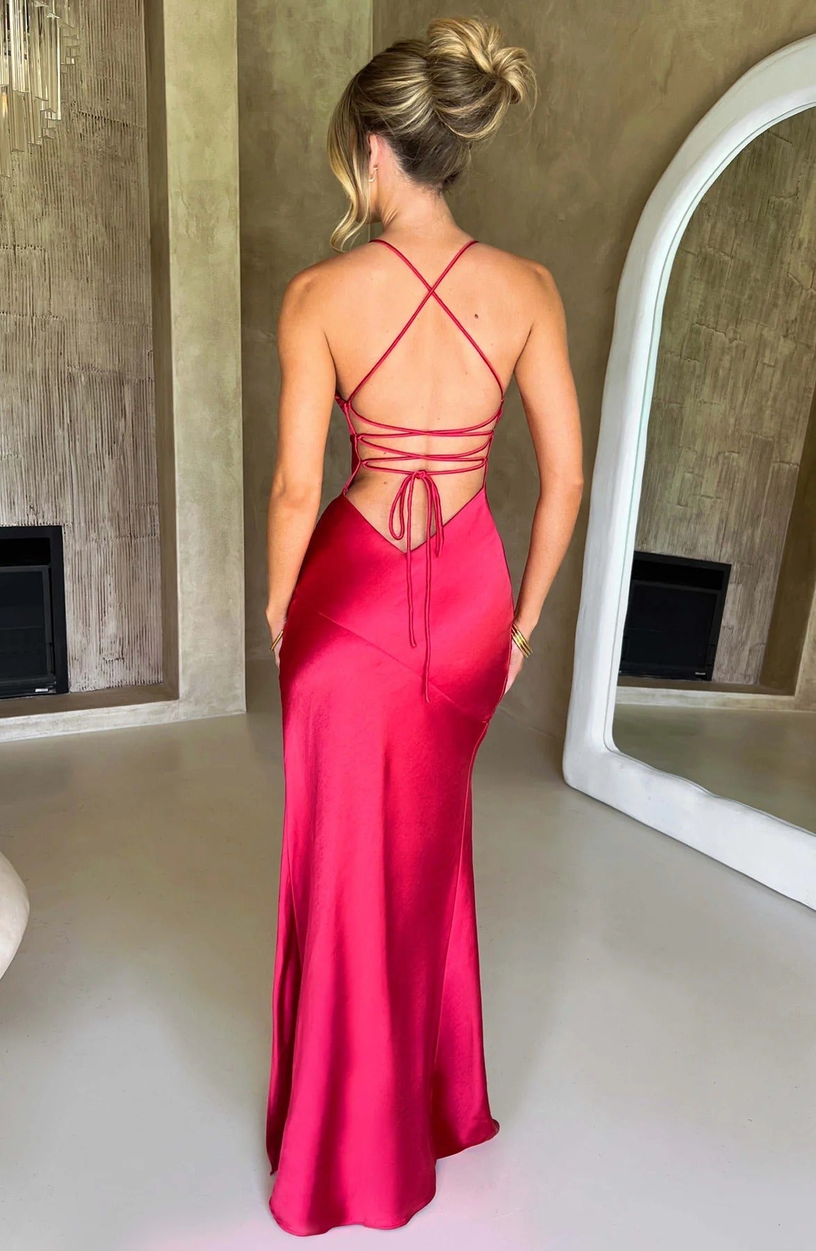 Adriana | Kolsuz, Yırtmaçlı İpek Maxi Düğün Davet Elbisesi