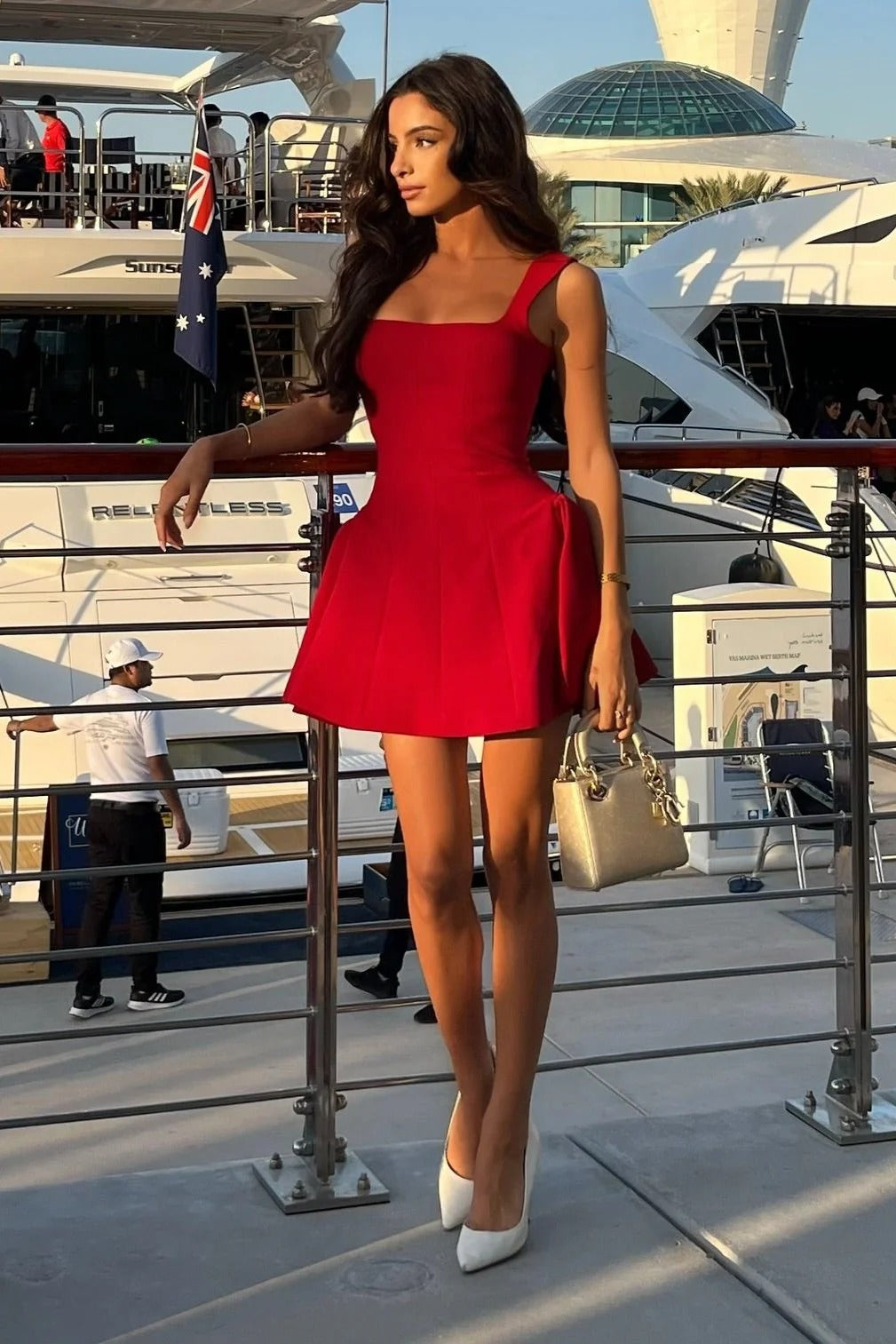 Vicky | Kolsuz Patenci Mini Elbise