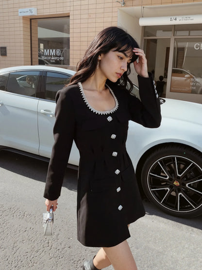 Astarlı Siyah Elbise